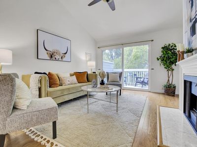 3575 Buttonwood Ter APT 202, Fremont, CA, 94536