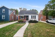 photo property thumbnail