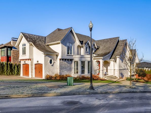 3115 167th St, Surrey, BC V3Z 0P9