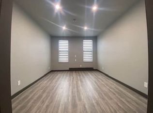 1869 Stanhope St APT 2R, Ridgewood, NY 11385