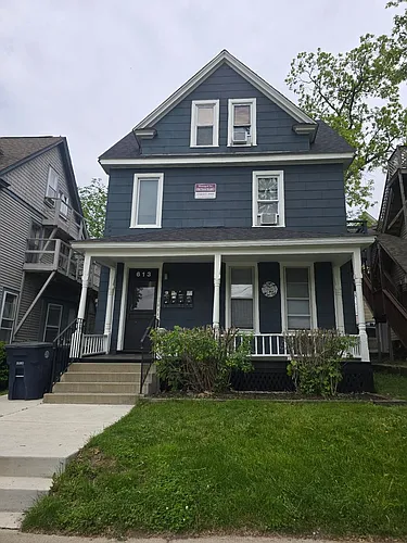 613 Hill St Photo 1