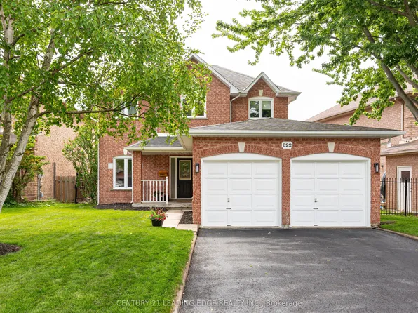 822 Surin Ct, Newmarket, ON L3Y 8R4
