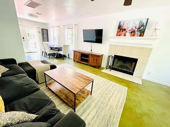 4th image of 2800 Catalina Dr