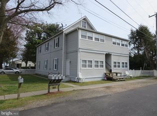 961 Bryant Ave #B, Colonial Beach, VA 22443