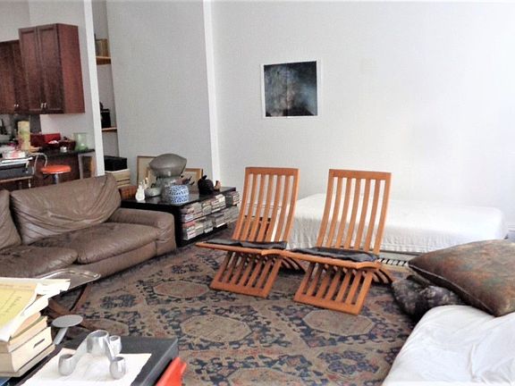 3rd image of 156 W 22nd St APT 3