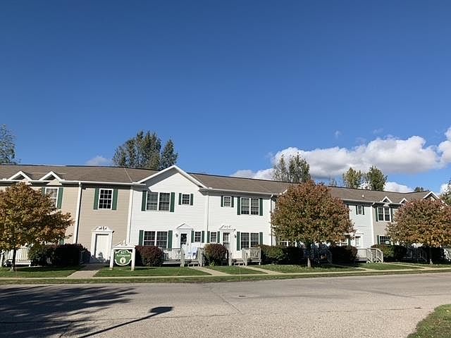 1st image of 827 Arlingtonunit #11