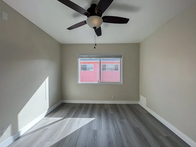 3910 Coco Ave — Photo 36