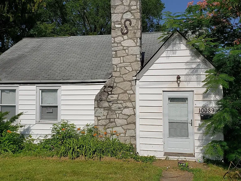 10089 Diamond Dr — Photo 1