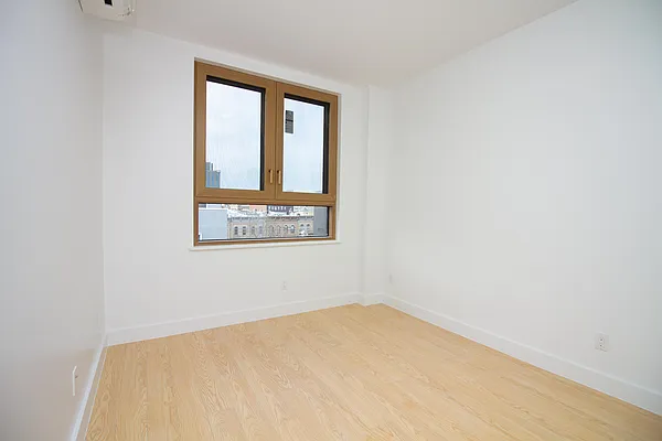 Rented by Oxford Property Group | media 10