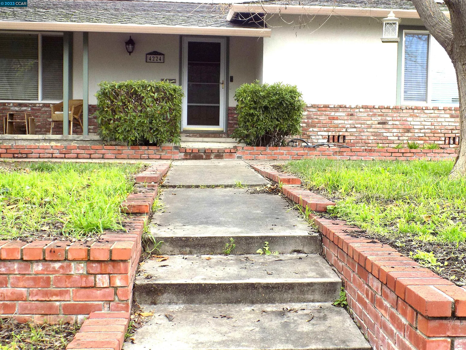 4224 Ridge Dr photo 1
