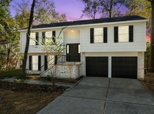 12 S Cypress Pine Dr, Spring, TX 77381