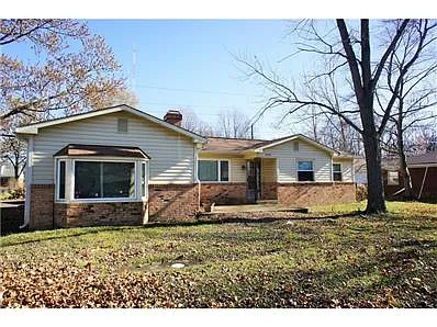 8009 Chiltern Dr photo 1