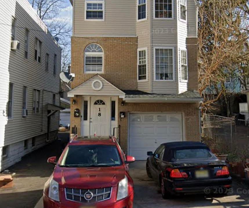 2nd image of 18 Rodwell Ave #1