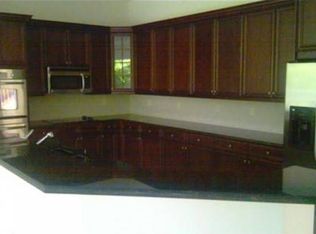 9141 Pineville Dr, Lake Worth, FL 33467