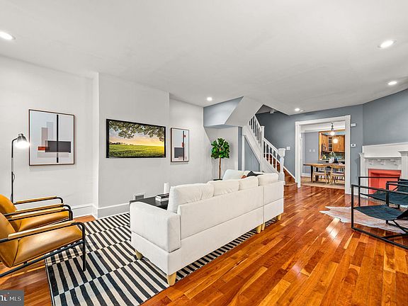 4th image of 5028 Hazel Ave