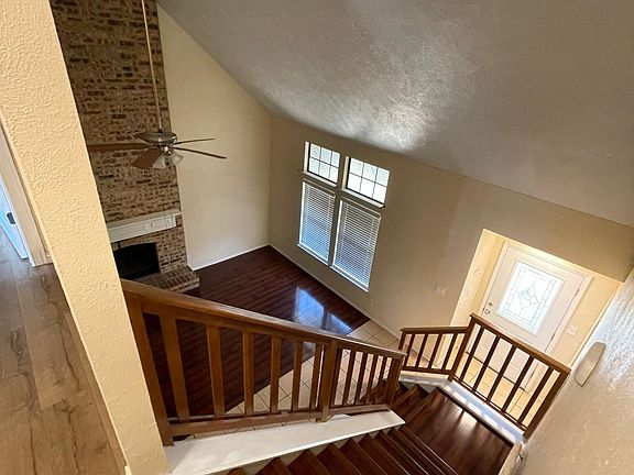 5th image of 4125 Huckleberry Dr