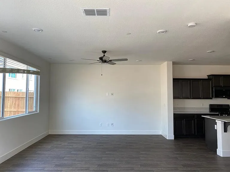 2454 Fidalgo Way — Photo 19