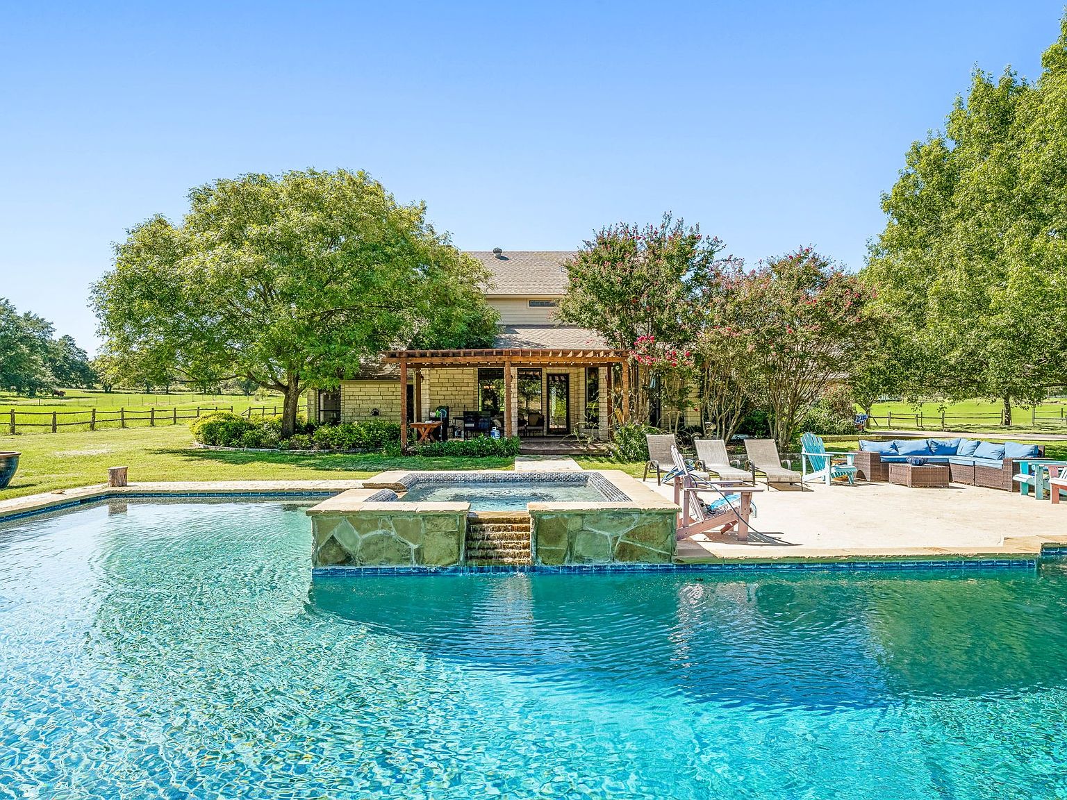 5a4bb91386758b1b699d267ba91999