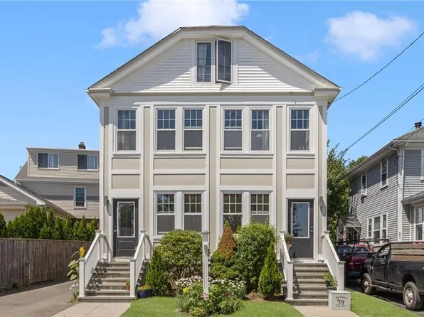 104 Bliss Rd #1, Newport, RI 02840