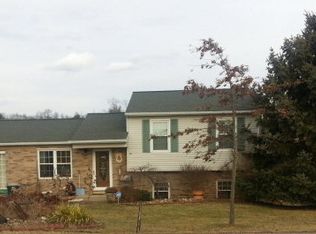 11732 State Route 160, Vinton, OH 45686