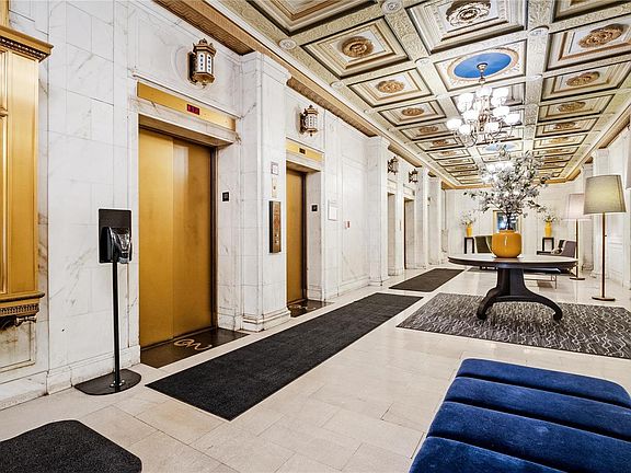 4th image of 314 N Broadway Ave #1405