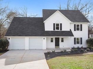 104 Berrys Pond Dr, Duncan, SC 29334