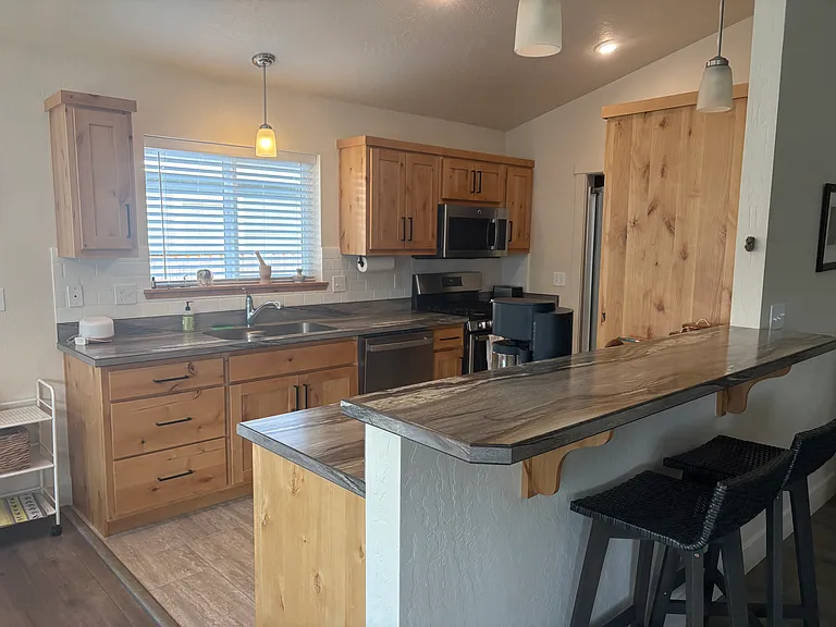 1515 Poplar St — Photo 13