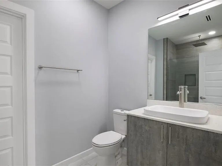3514 S Dominique #3 — Photo 11