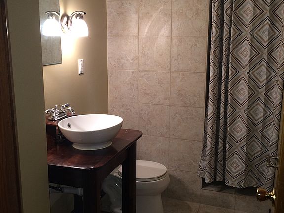 Main hall bath