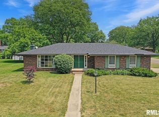 1101 Impala Dr, Henry, IL 61537