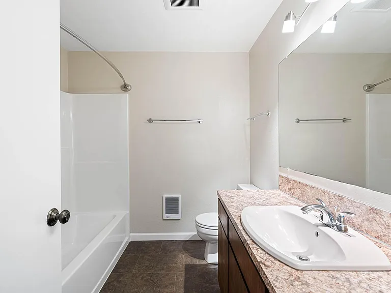 19300 SE River Rd #19300 — Photo 21