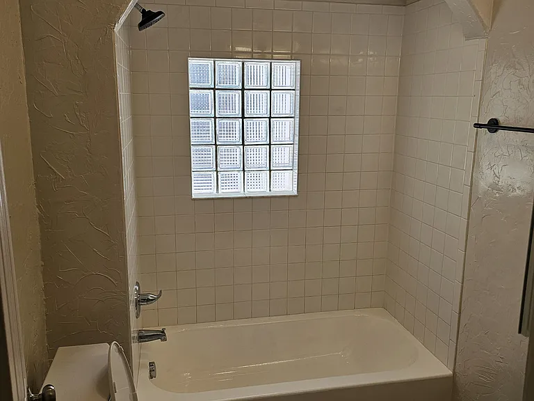 925 S Yates St #1 — Photo 3
