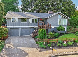 4204 Riverview Dr, West Linn, OR 97068