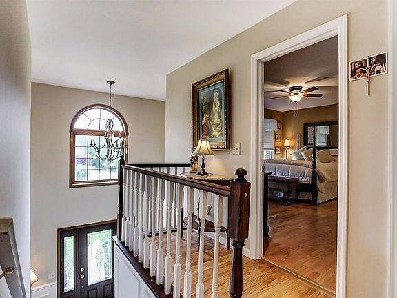 5th image of 6381 Timberhill Ct