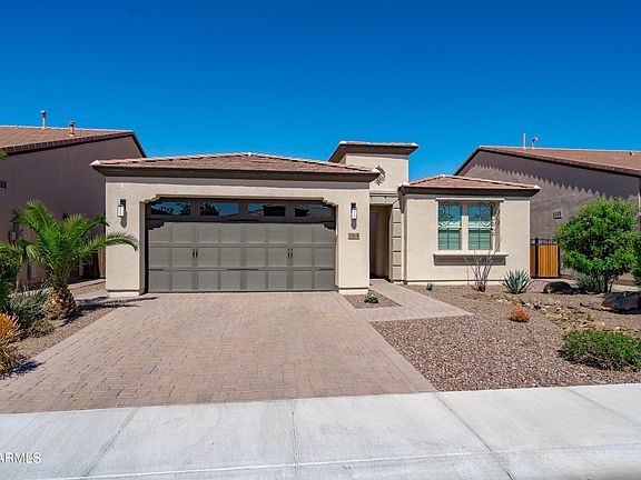 3rd image of 264 E Catalina Lane
