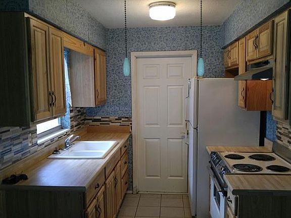 5th image of 3154 Bernadette Ln