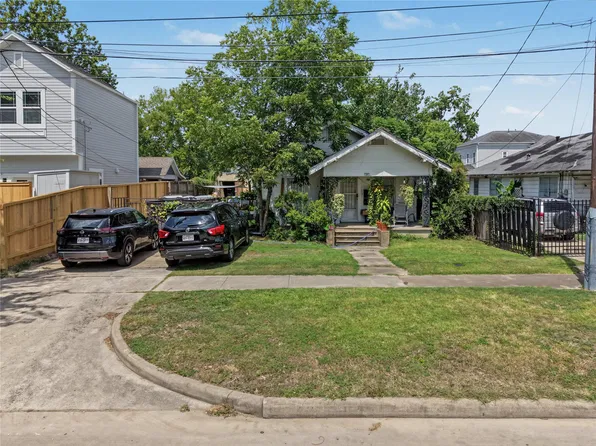 1811 Studewood St, Houston, TX 77008