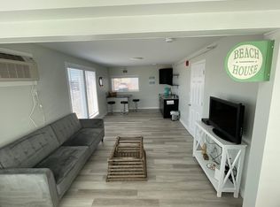 449 Ocean Blvd #101, Hampton, NH 03842