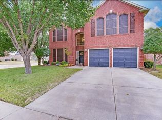 2601 Lakeside Dr, Burleson, TX 76028