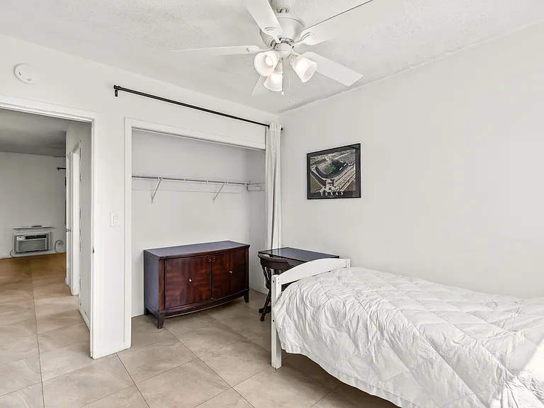 1021 NE 24th Ave #12 — Photo 21