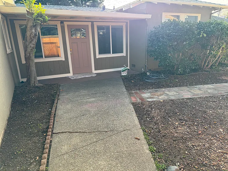7640 Healdsburg Ave — Photo 4
