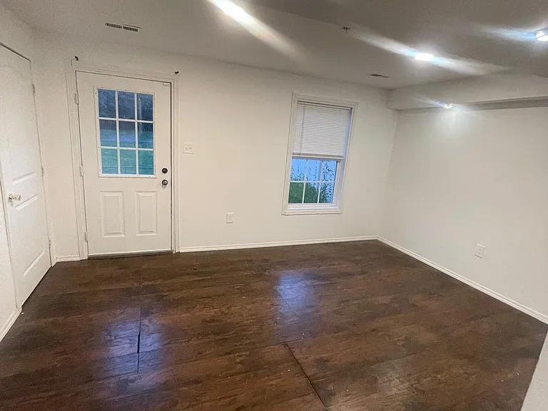 10340 Bridle Ct — Photo 25