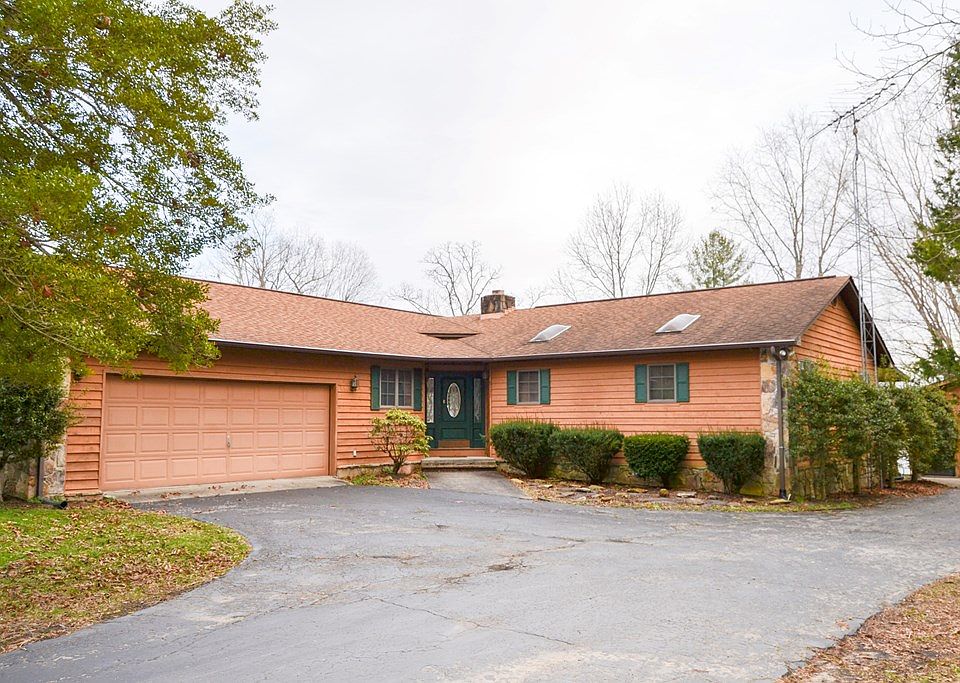 8337 Cherokee Trl, Crossville, TN 38572 Zillow