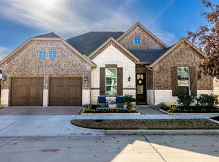4800 Forest Crest Pkwy, Arlington, TX 76005