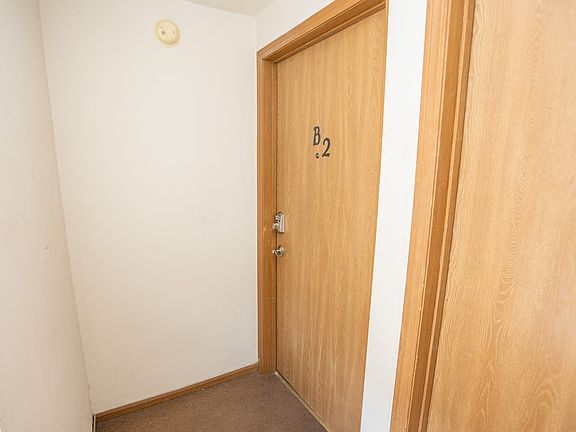2nd image of 210 E Dunklin St #11243011