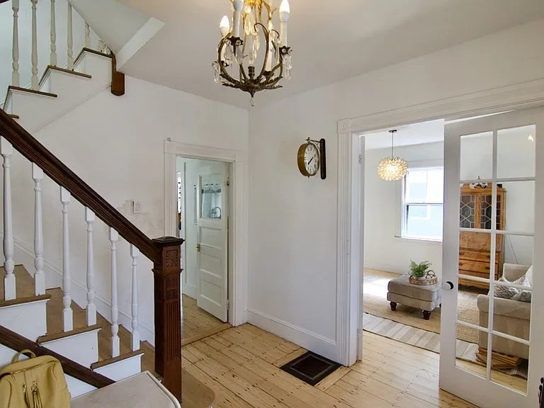 97 Sawyer Ave — Photo 5