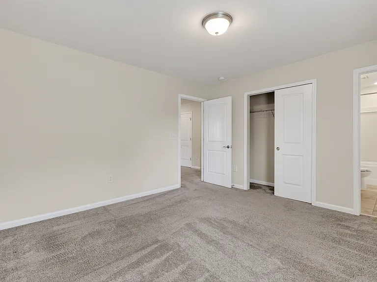 2112 Turling Way — Photo 31