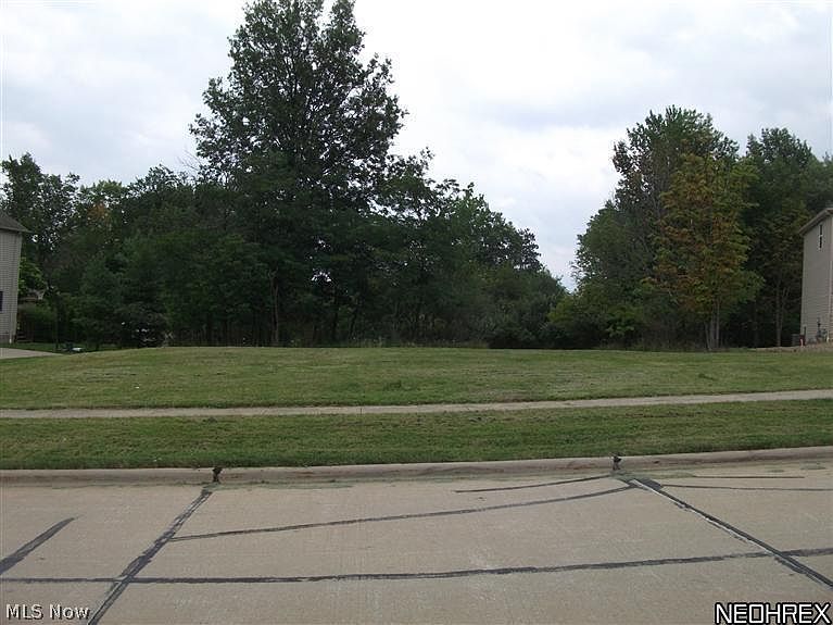 1st image of Devonshire Dr