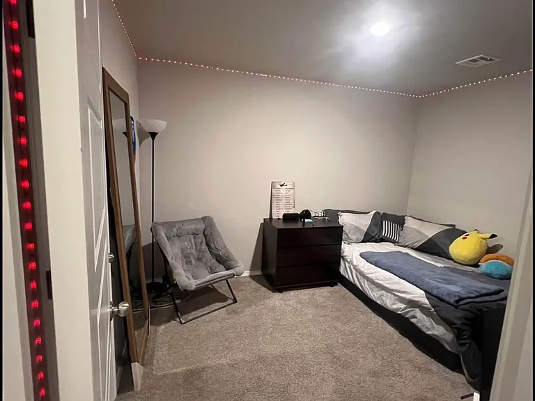 3906 Elm Ridge St — Photo 5