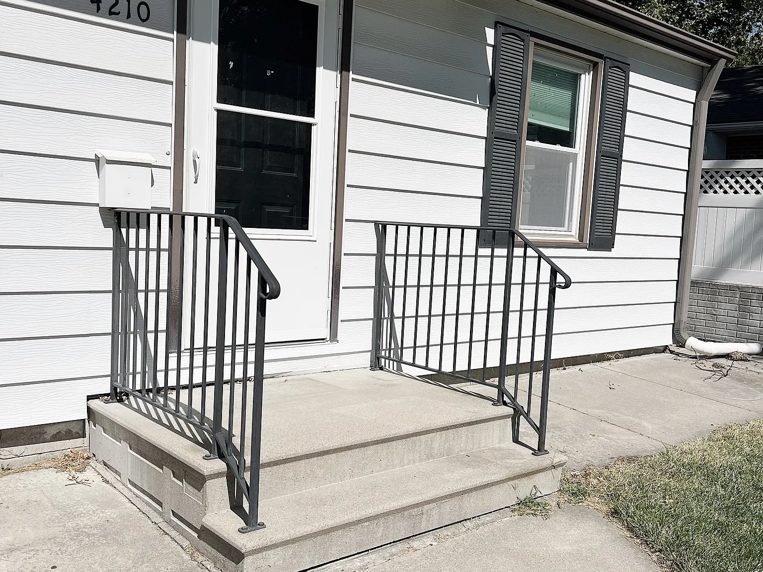 2 bed, 768 sqft, $1,650 — Photo 3